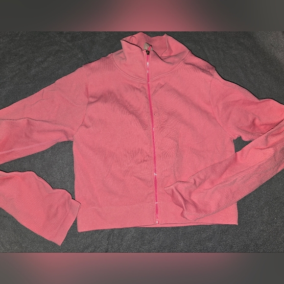 Fashion Nova Vibrant Pink Workout Ensemble - Picture 3 of 5